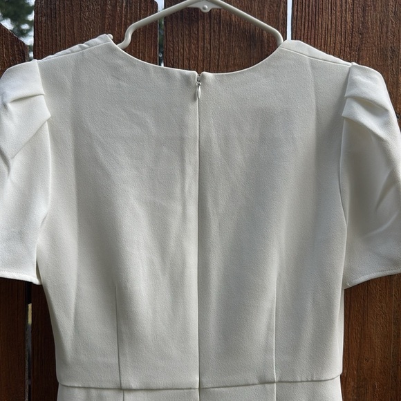 Self-Portrait White Crepe Midi Dress With Short Sleeves - Picture 9 of 10